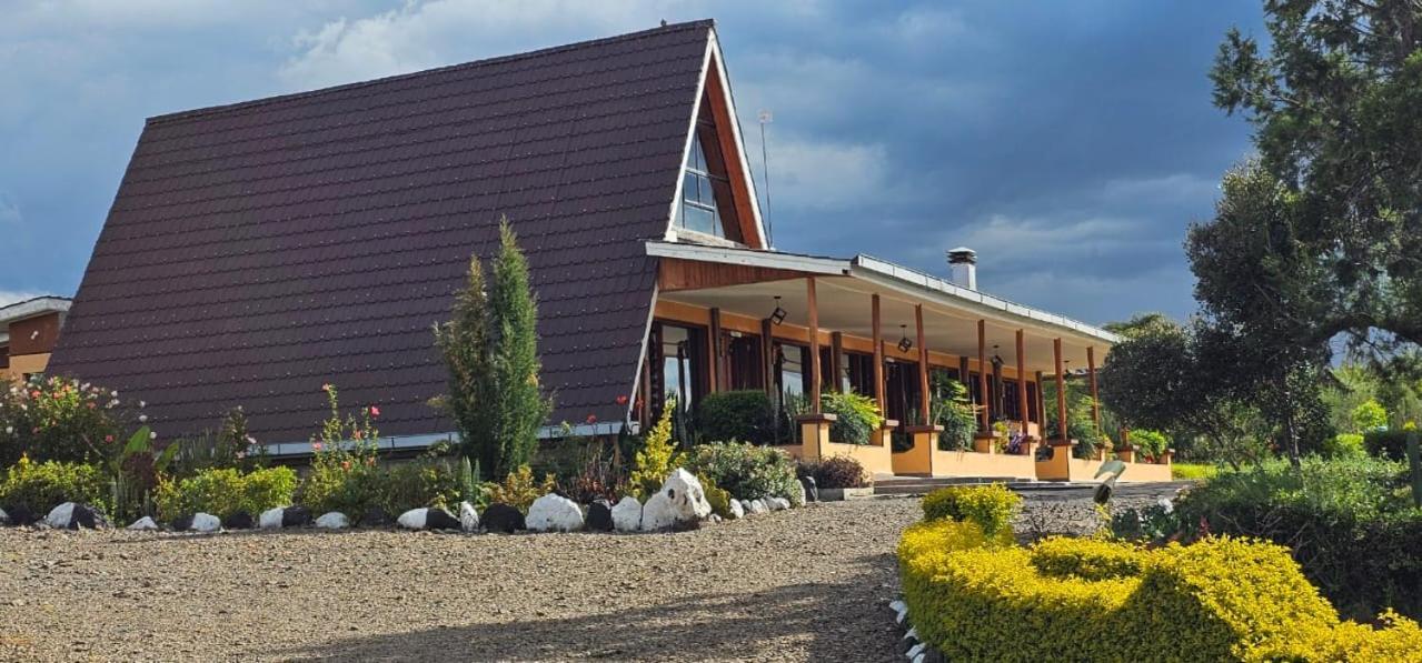 Juniper Park Resort Nyahururu Ngoại thất bức ảnh
