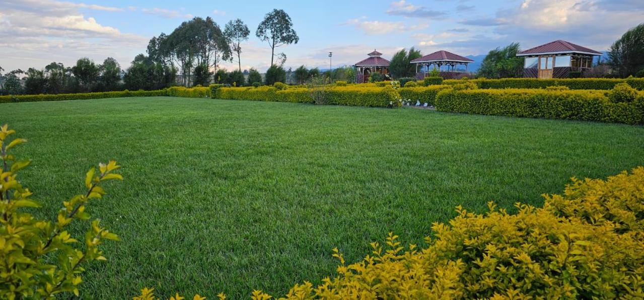 Juniper Park Resort Nyahururu Ngoại thất bức ảnh